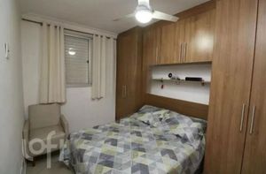 Image 8 - 879745