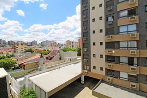Image 1 - 879746