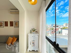 Image 1 - 879746