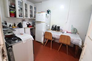 Image 5 - 879836