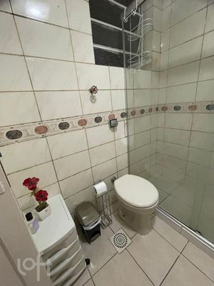 Image 8 - 879847
