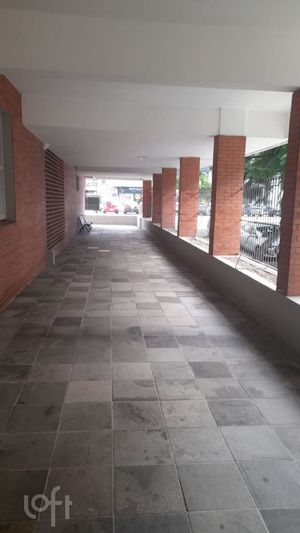 Image 23 - 879847