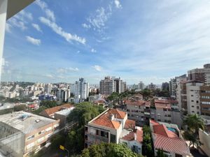 Image 13 - 879853