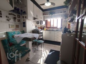Image 10 - 879854
