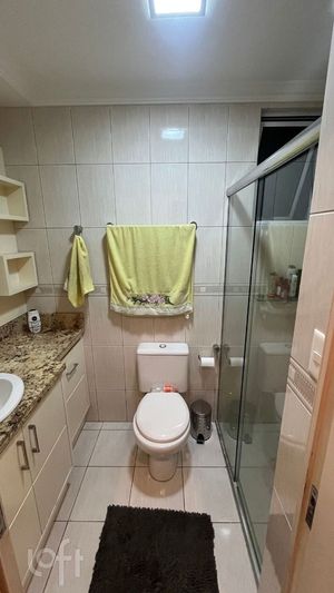 Image 7 - 879864