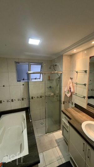 Image 13 - 879864