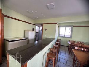 Image 25 - 879868
