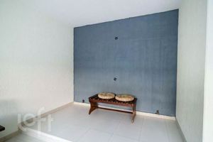 Image 3 - 879869