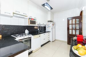 Image 42 - 879870