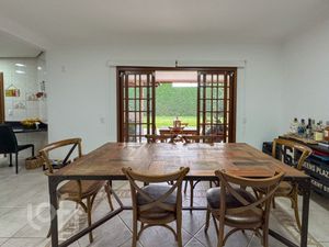 Image 20 - 879874