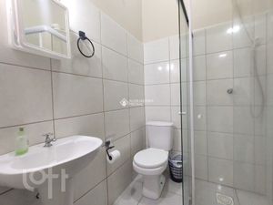 Image 9 - 879878