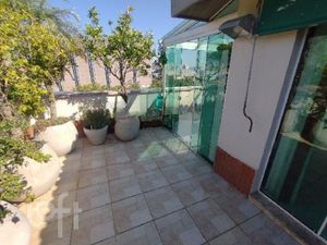 Image 7 - 879880