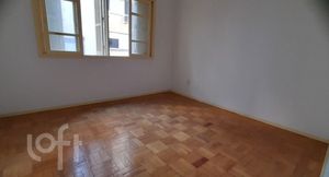 Image 3 - 879881