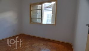 Image 6 - 879881