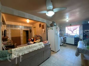 Image 25 - 879882