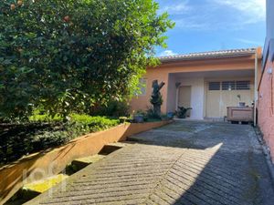 Image 3 - 879882