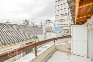 Image 18 - 879886