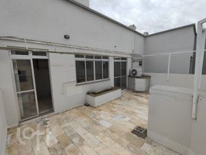 Image 8 - 879891