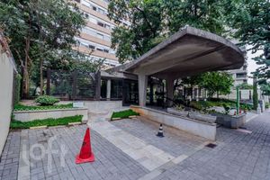 Image 59 - 879895