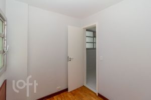 Image 34 - 879895