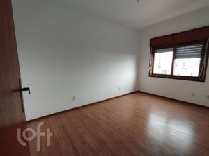 Image 1 - 879896