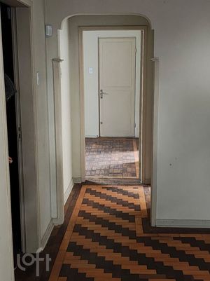 Image 4 - 879901