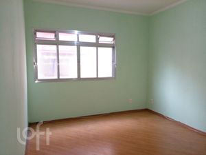 Image 9 - 879903
