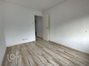 Image 16 - 879905