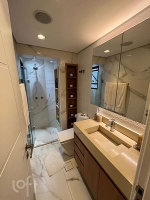 Image 14 - 879913