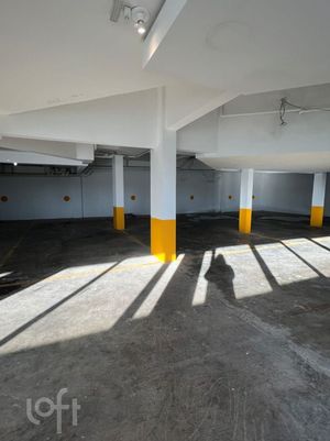 Image 9 - 879920