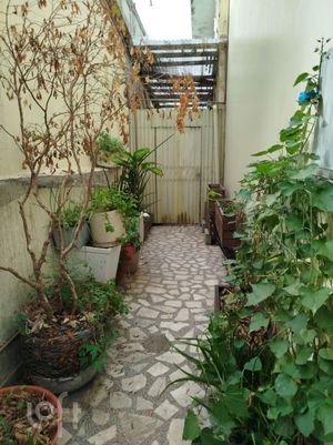 Image 31 - 879924
