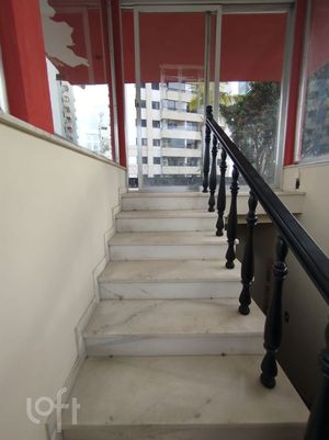 Image 25 - 879924