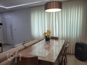 Image 1 - 879925