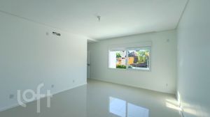 Image 37 - 879932