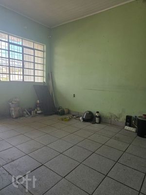 Image 17 - 879934