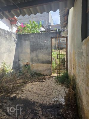 Image 16 - 879934