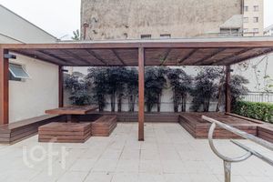 Image 30 - 879937