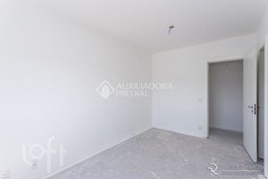 Image 36 - 879949