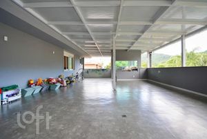Image 36 - 879951