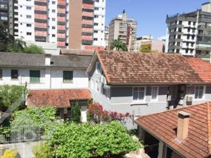 Image 9 - 879964