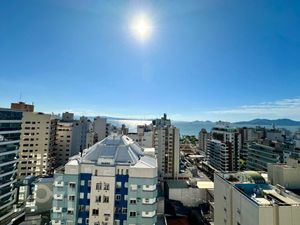 Image 27 - 879967