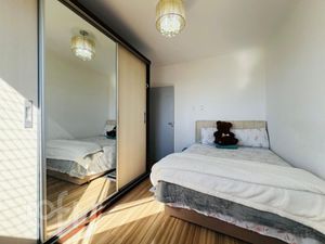 Image 9 - 879969