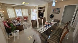 Image 6 - 879974