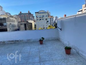 Image 16 - 879994
