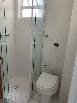 Image 9 - 879994