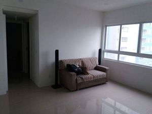 Image 4 - 879997