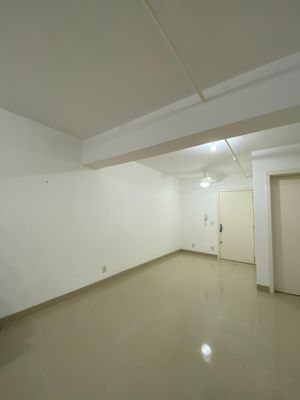 Image 9 - 880036