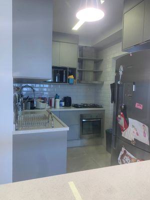 Image 2 - 880037