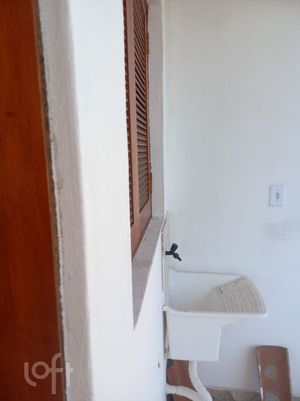 Image 9 - 880044