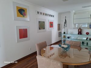 Image 4 - 880045